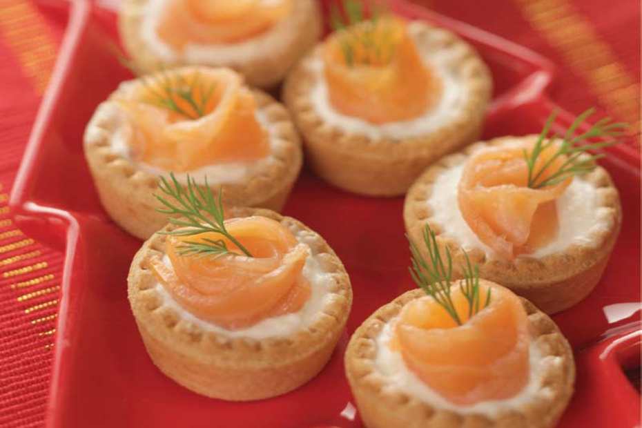 Greek Yogurt, Smoked Salmon Canapés | Mediterranean Diet, Healthy Greek ...