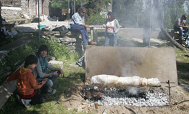 WHOLE SPIT-ROASTED GOAT OR LAMB