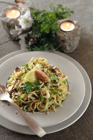 Linguine with Greek tarama