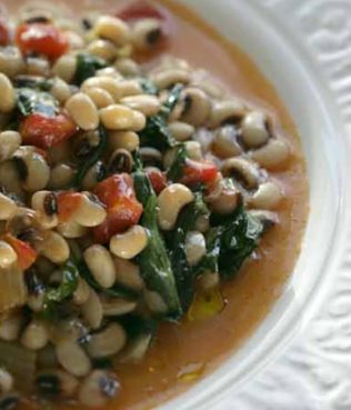 Black-Eyed Peas with Greens and Fennel (Mavromatika me Maratho)