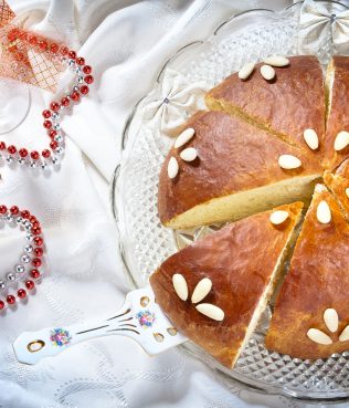Vasilopita: Lucky Greek New Year Bread