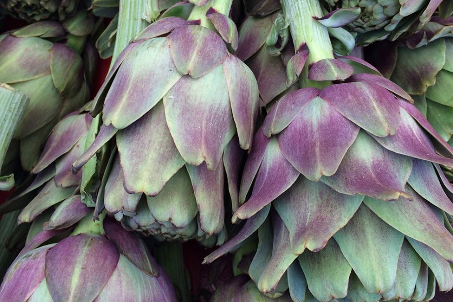 Artichokes in Greek recipes and Greek cooking are important.