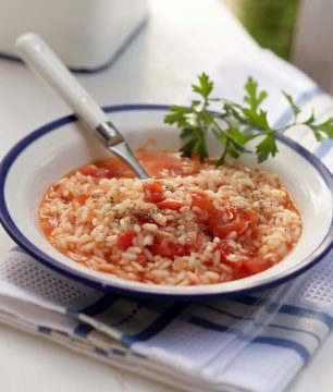 Greek tomato pilaf