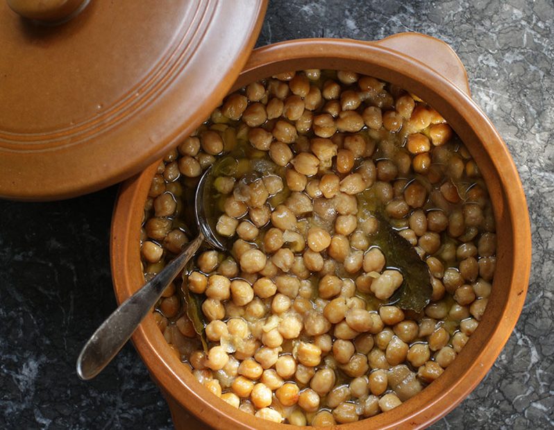 Chick Peas baked in clay