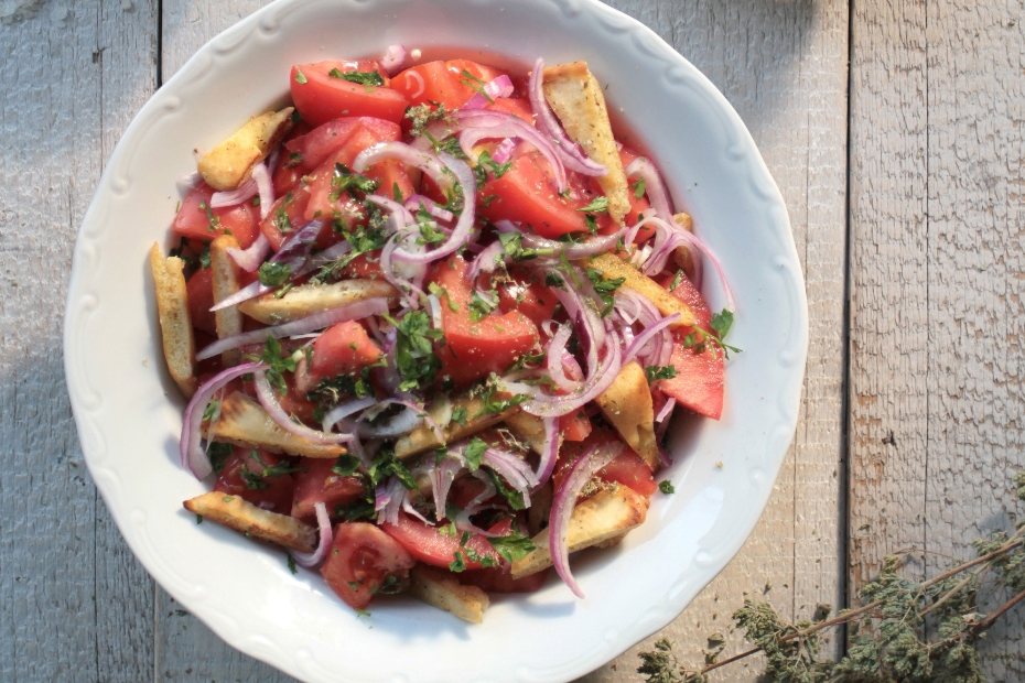 Classic Greek Salad with Grilled Pita Strips