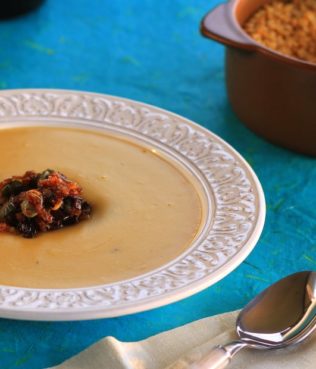 Santorini Fava Soup Garnished with Mushrooms & Capers
