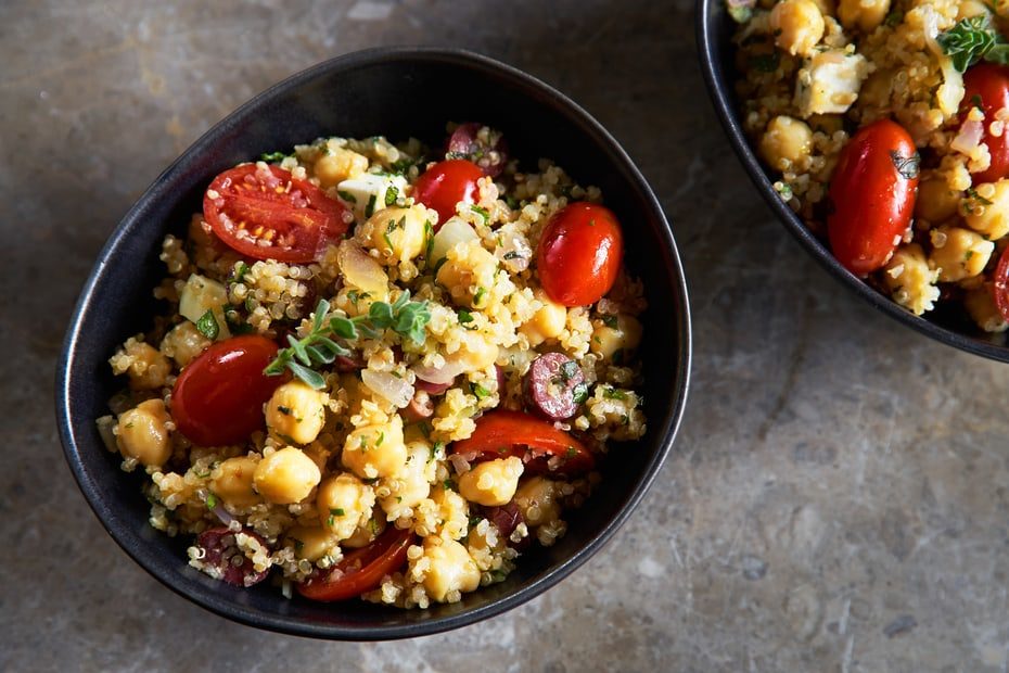 Quinoa Chickpea Salad - Revithosalata