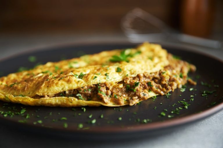 Avgokalamoura Ground Meat Omelet Mediterranean Diet, Healthy Greek