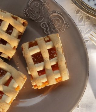 Greek Jam Lattice-Top Tart / Pasta Flora