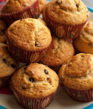 Cornmeal Muffins with Raisins or Sea-Buckthorn, EVOO and Greek Yogurt