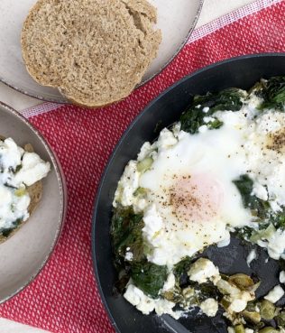 Spanakopita Shakshuka