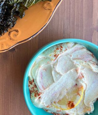 Easy, Spicy Greek Yogurt Dip