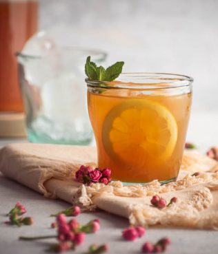 SPARKLING GREEK MINT & EARL GREY CITRUS ICED TEA