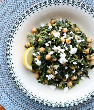 Quick Lemony Chickpeas & Spinach
