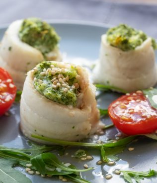 FISH FILLET ROLLS STUFFED WITH SPINACH, ARUGULA & PINE NUTS