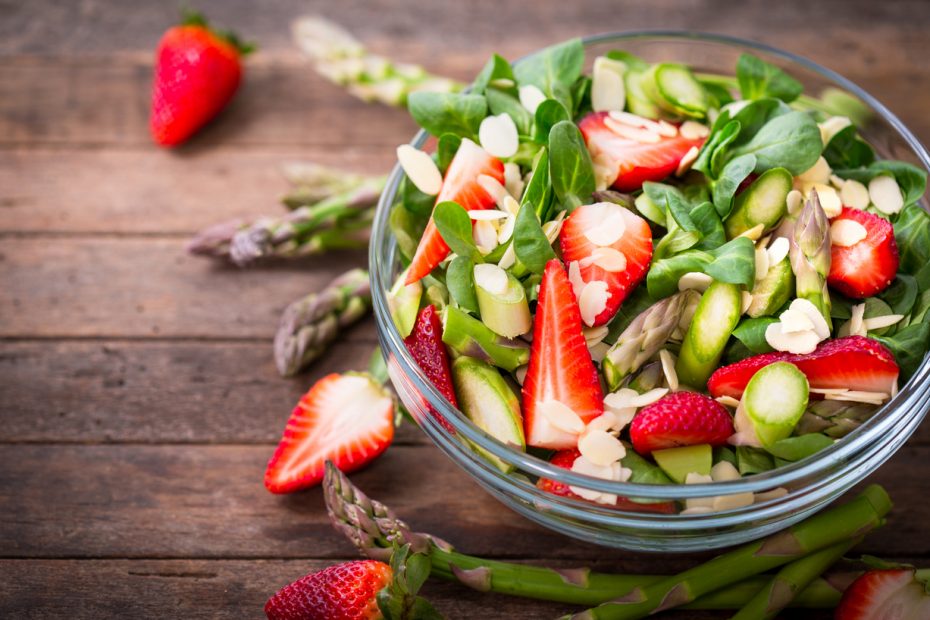 Asparagus Strawberry Salad