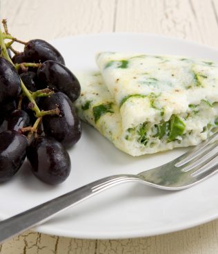 Spinach-Feta Egg-White Omelet