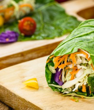 Mediterranean Diet Lettuce Wrap