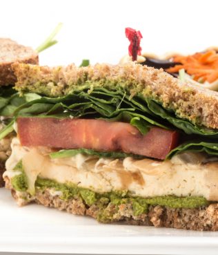 PESTO-SPINACH TOFU SANDWICH WITH MULTIGRAIN BREAD