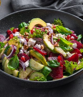 GREEN SALAD WITH BEETROOT, AVOCADO,  FETA AND WALNUTS