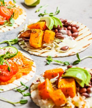 VEGAN WRAP WITH BEANS, BUTTERNUT SQUASH AND AVOCADO