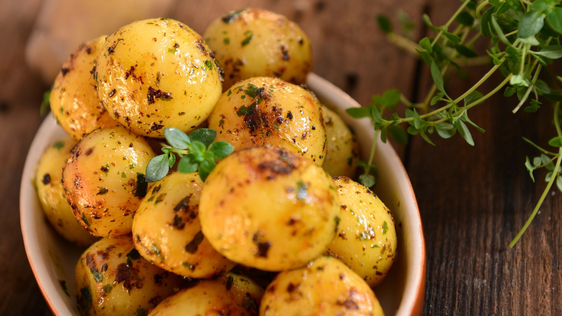 Smashed Cypriot Potatoes with Coriander and Red Wine - Patates Antinaktes