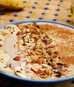 Baklava Smoothie Bowl