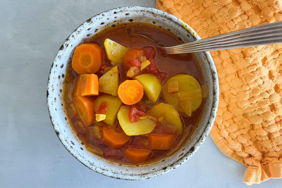 Chunky Carrot Tomato Soup