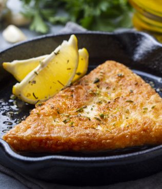 Saganaki (Greek Fried Cheese)