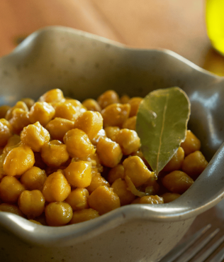 Braised Chickpeas with Turmeric and Ginger