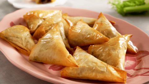 Phyllo Triangles with Fennel