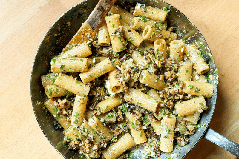 cauliflower pasta with feta